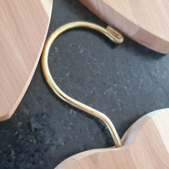 Cedar Heart Closet Hanger Scents 4 piece Made in Canada Neutral Minimalist - Picture 3 of 3